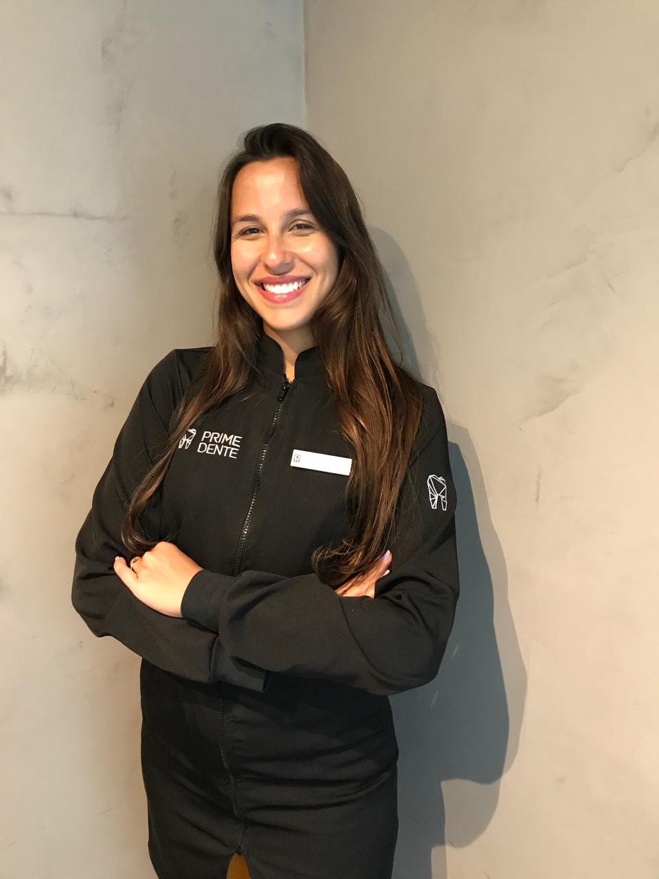Dra: Roberta de Virgílio Rougemont Teixeira