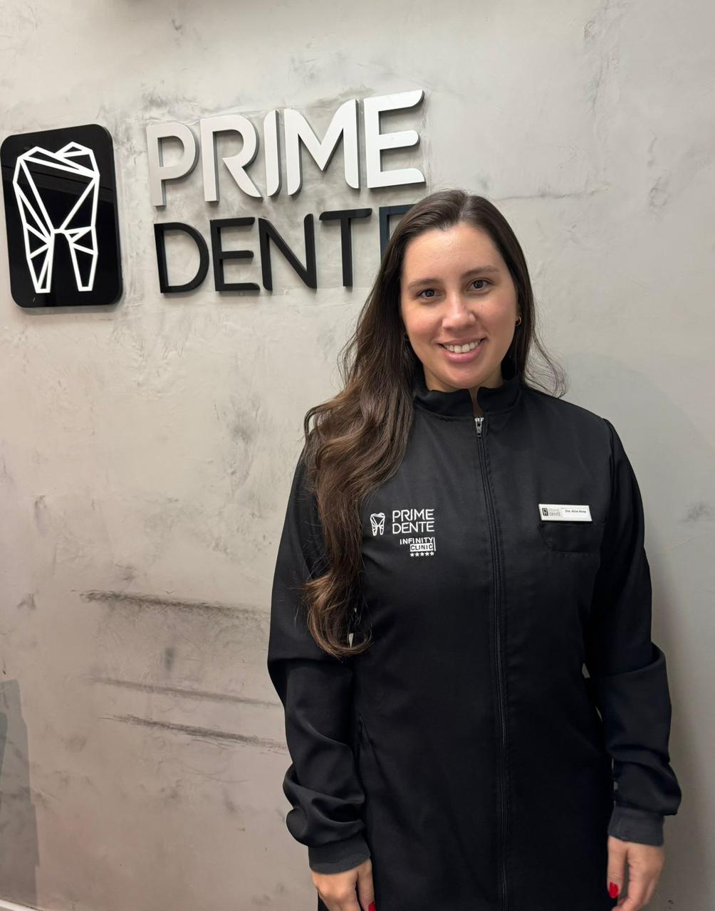 Dra. Aline Pinheiro Alves
